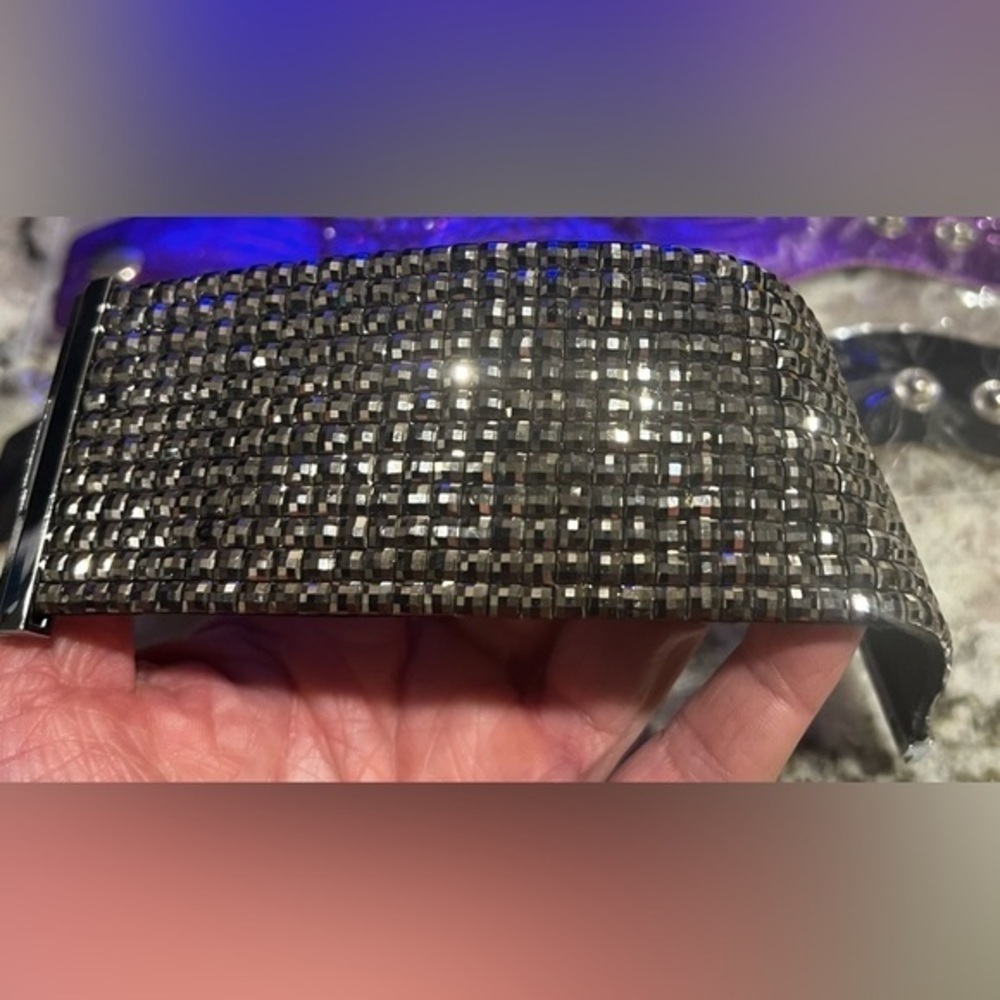 GORGEOUS‎ Sparking Rhinestones Bracelet